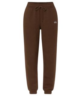 ALO YOGA Спортивные брюки и шорты