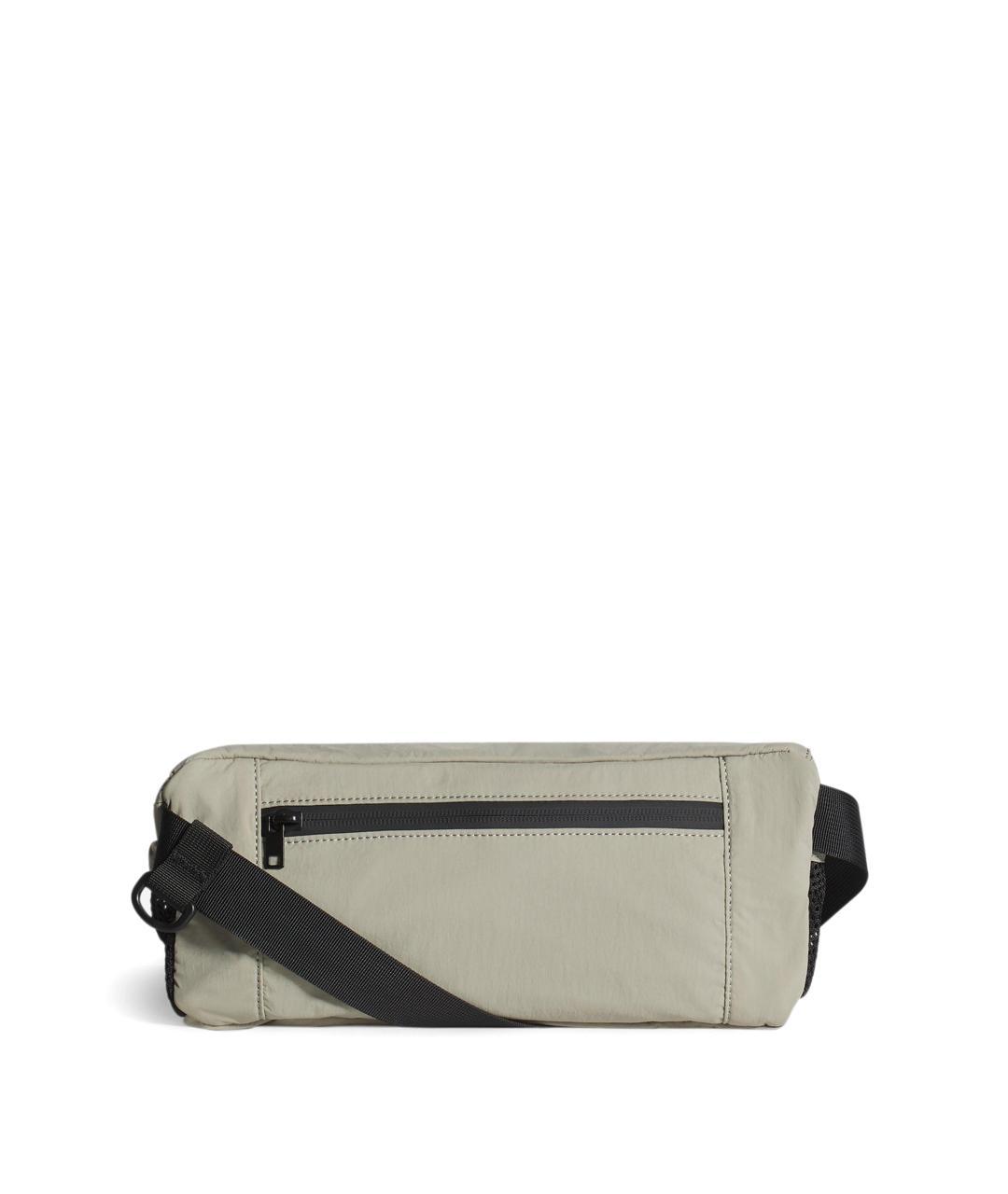 MAISON KITSUNE Серая поясная сумка, фото 2