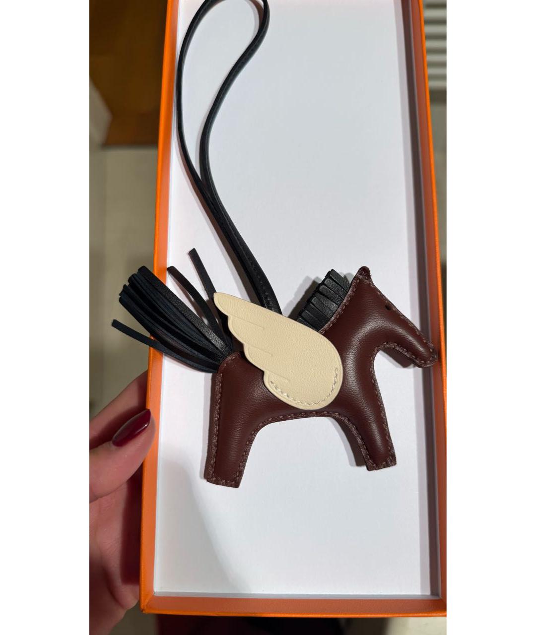 HERMES Коричневый брелок, фото 4