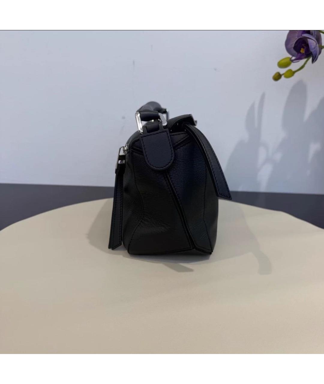 LOEWE Черная кожаная сумка с короткими ручками, фото 6