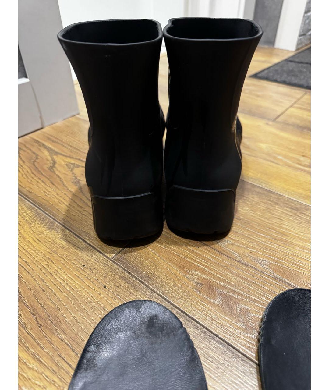 BOTTEGA VENETA Черные резиновые полусапоги, фото 5