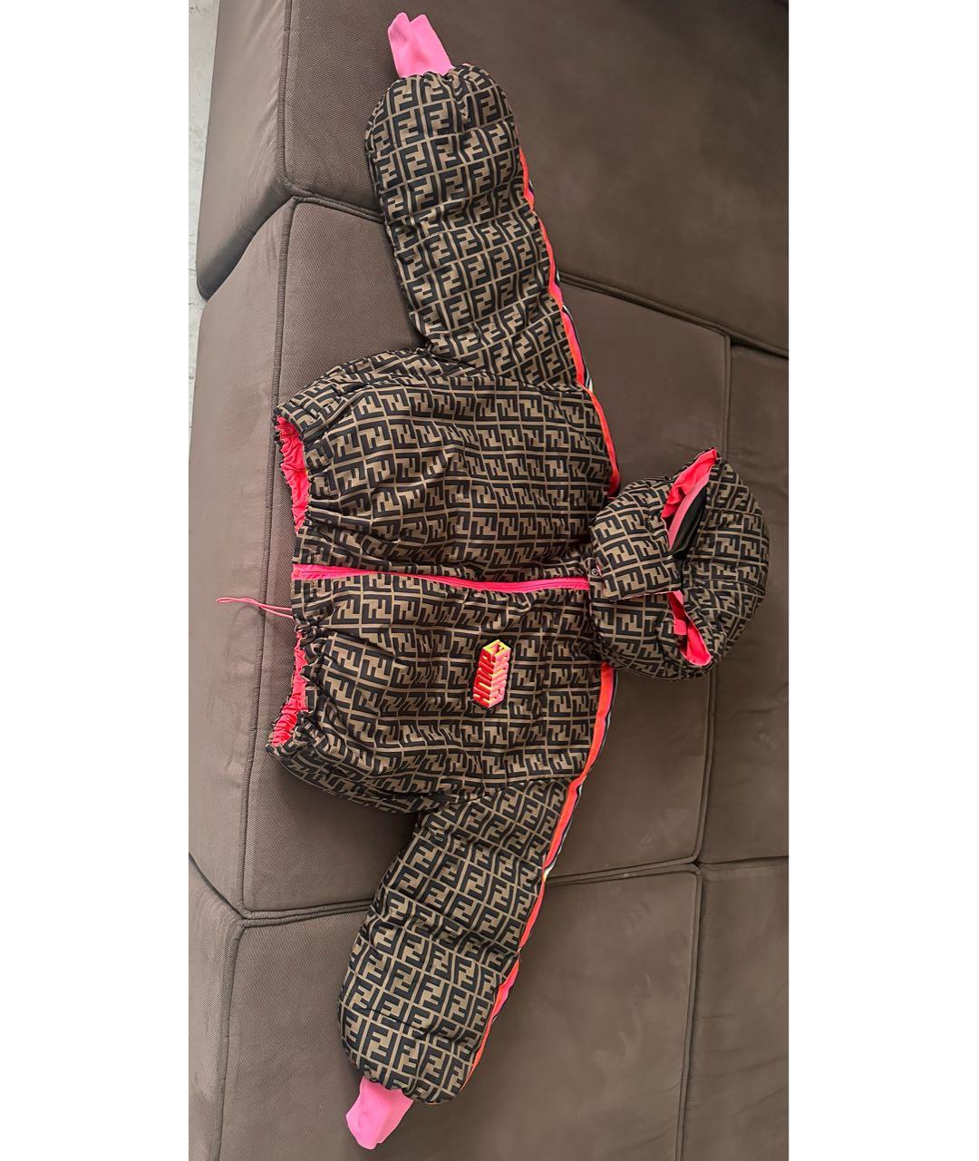 FENDI Коричневый полиэстеровый пуховик, фото 3