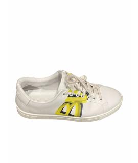 BURBERRY Низкие кроссовки / кеды