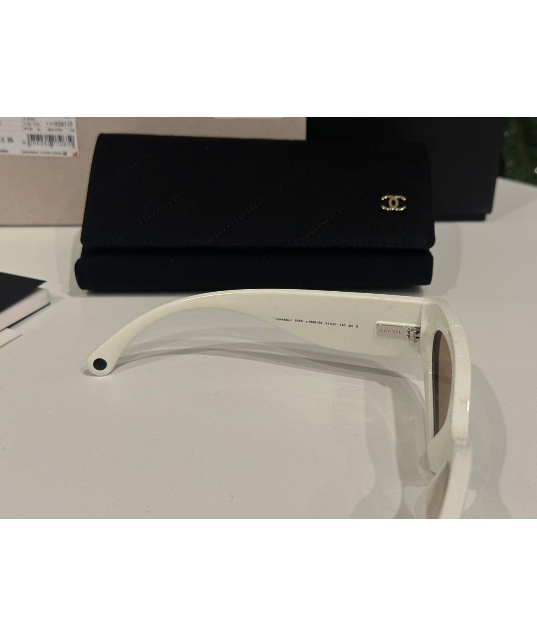 CHANEL Белые пластиковые солнцезащитные очки, фото 5