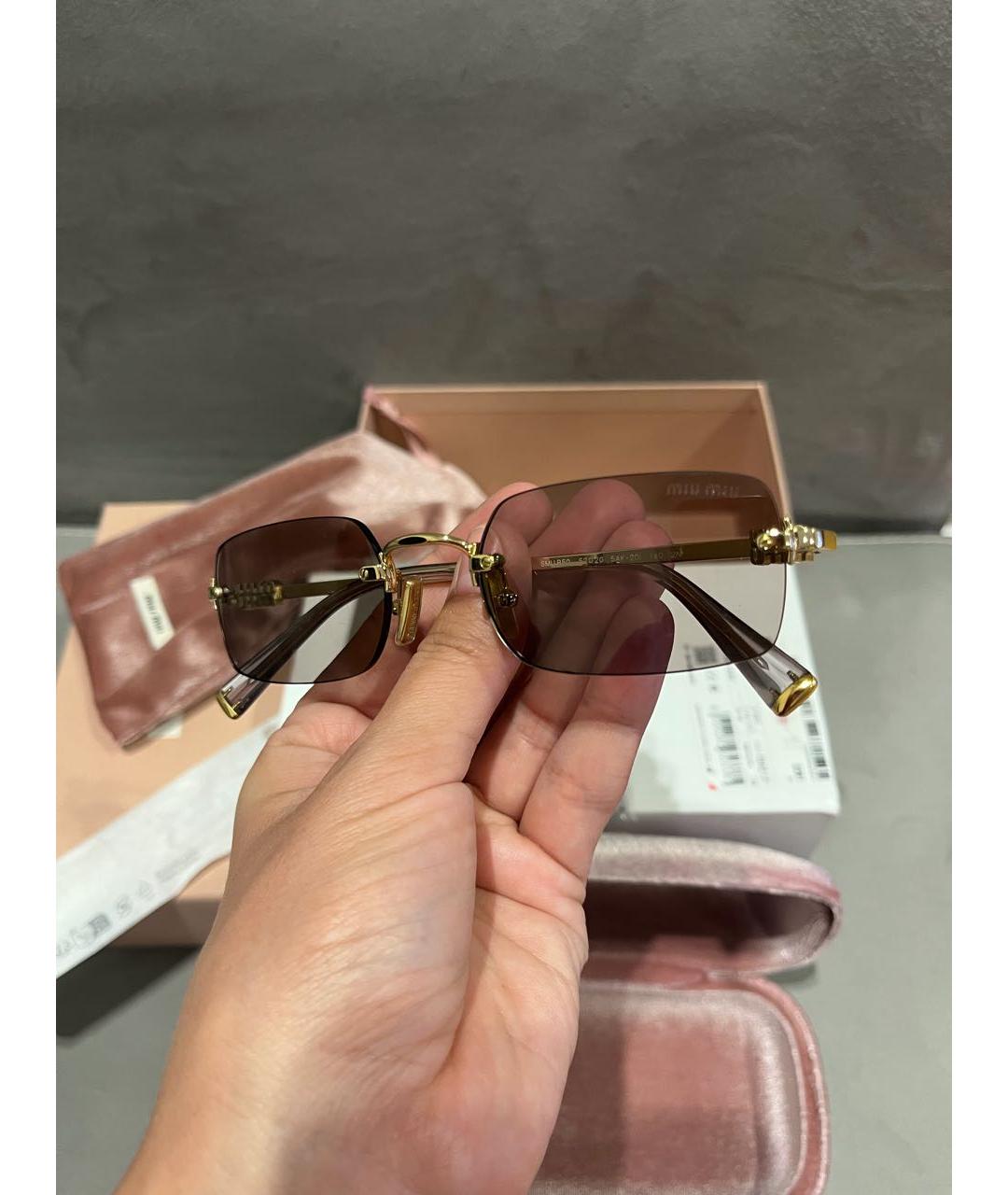 MIU MIU Золотые металлические солнцезащитные очки, фото 4