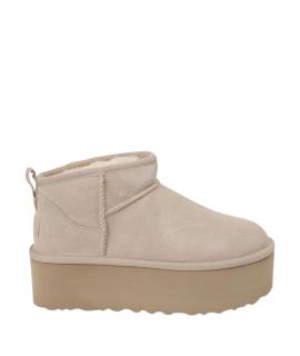 UGG AUSTRALIA Ботинки