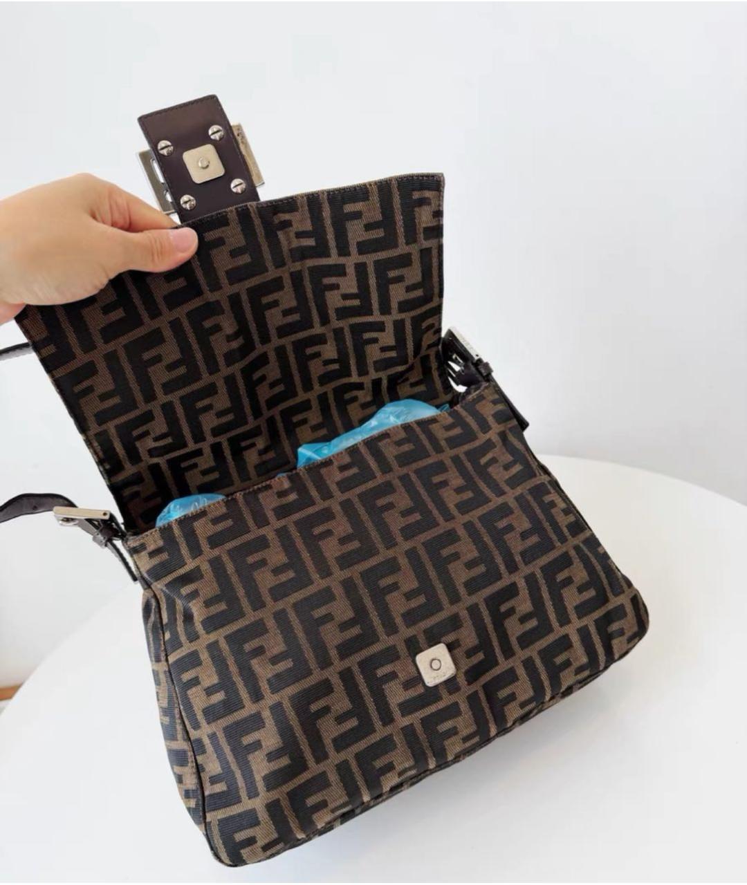 FENDI Коричневая тканевая сумка с короткими ручками, фото 4