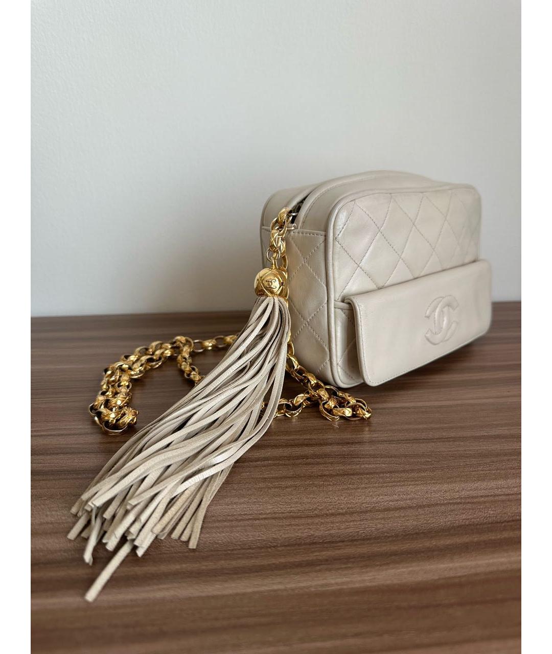 CHANEL Белая кожаная сумка через плечо, фото 2