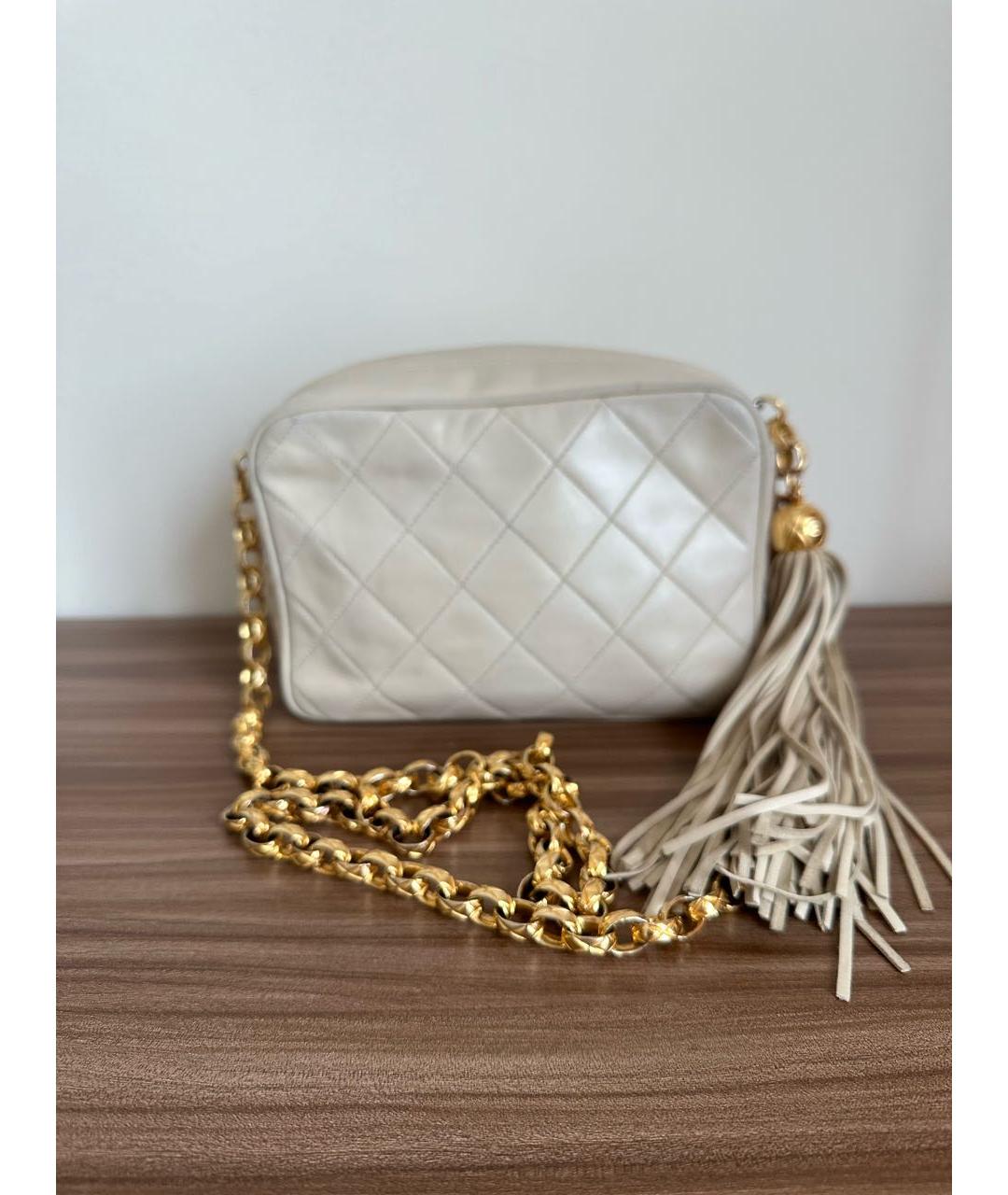 CHANEL Белая кожаная сумка через плечо, фото 3