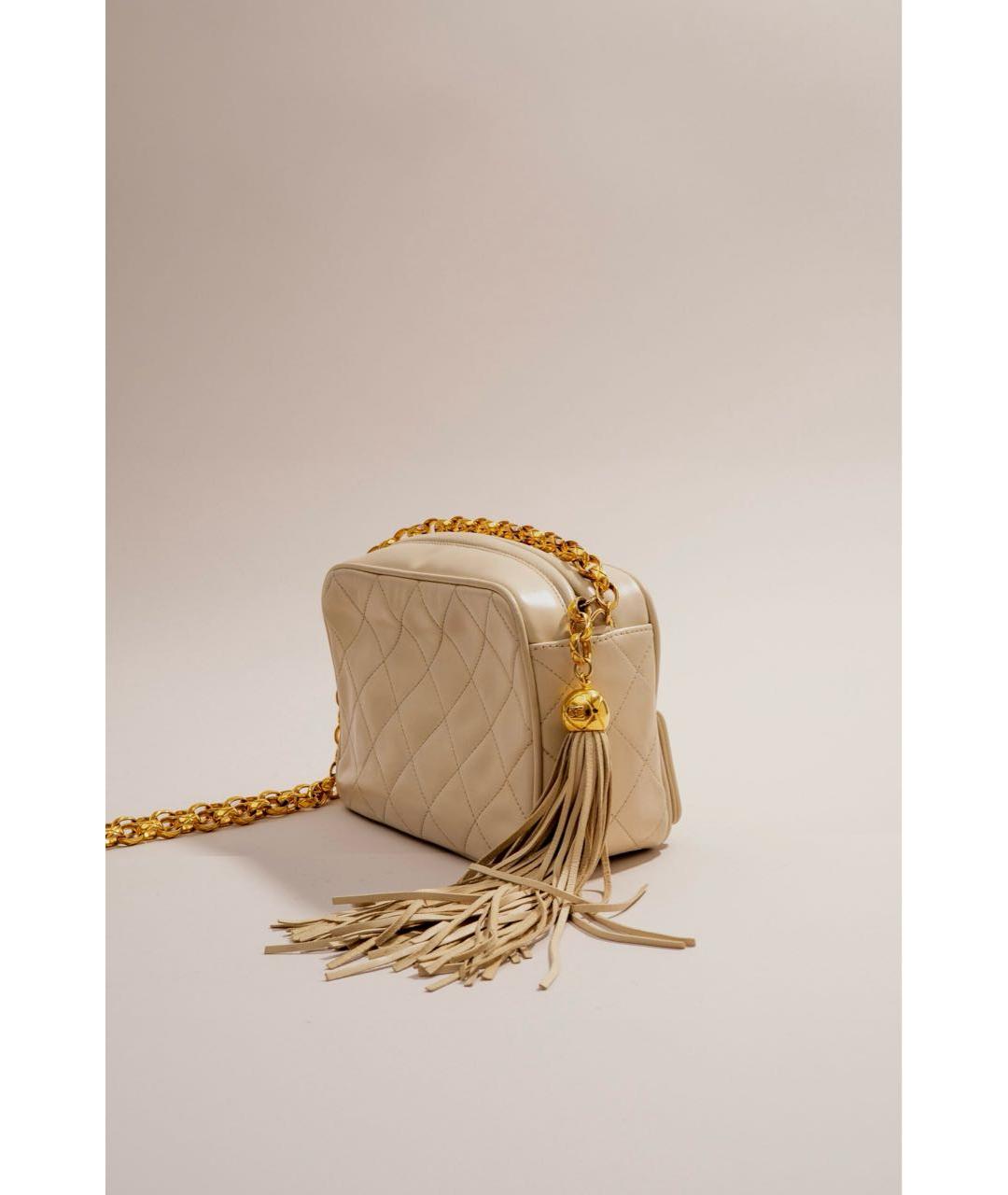 CHANEL Белая кожаная сумка через плечо, фото 6