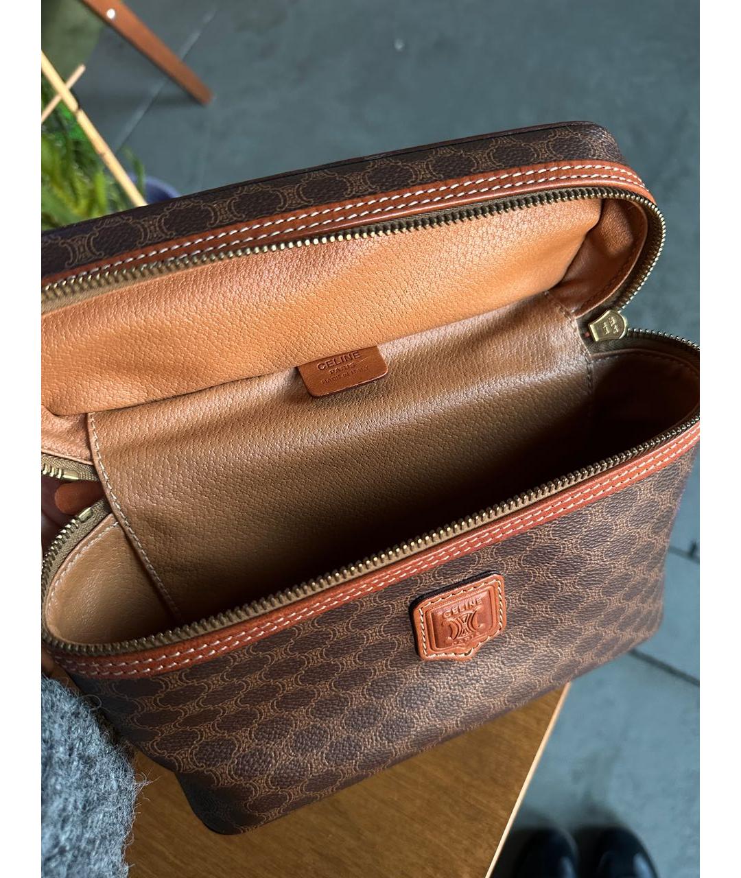 CELINE Коричневая кожаная сумка с короткими ручками, фото 4