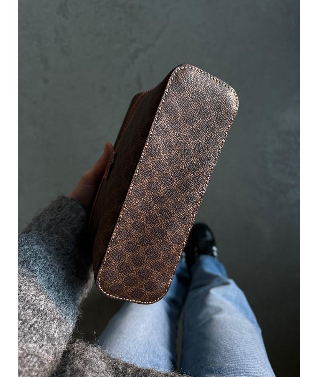 CELINE Коричневая кожаная сумка с короткими ручками, фото 5