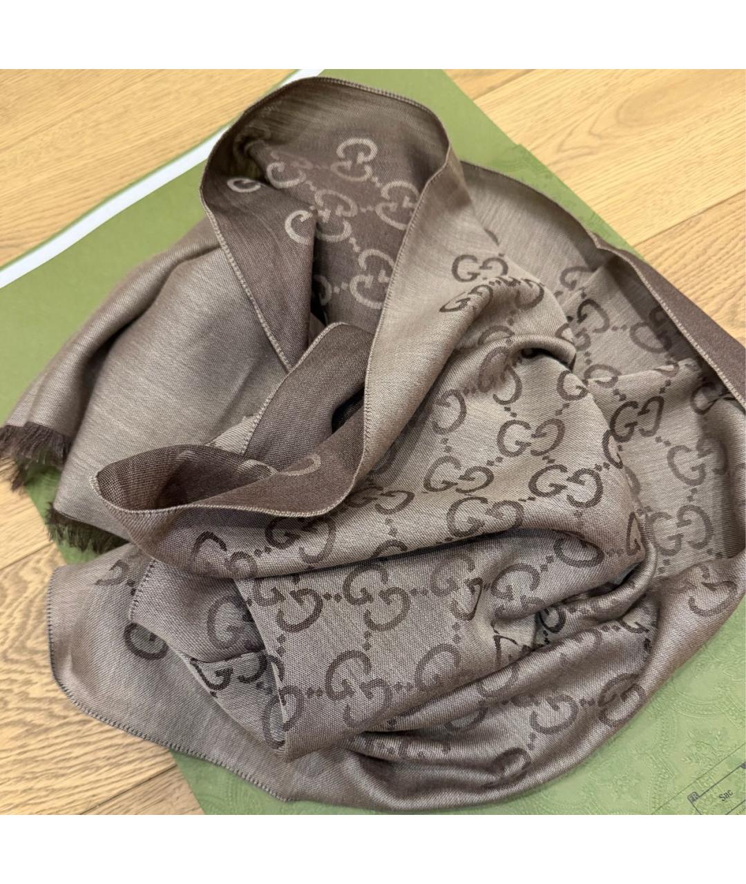 GUCCI Коричневый шерстяной платок, фото 4