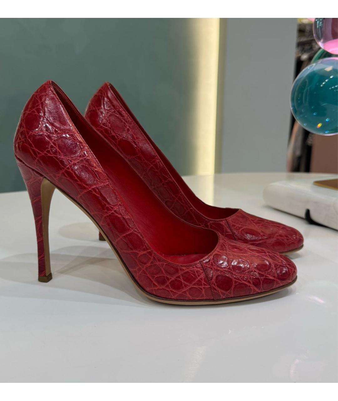 PRADA Красные туфли из экзотической кожи, фото 2