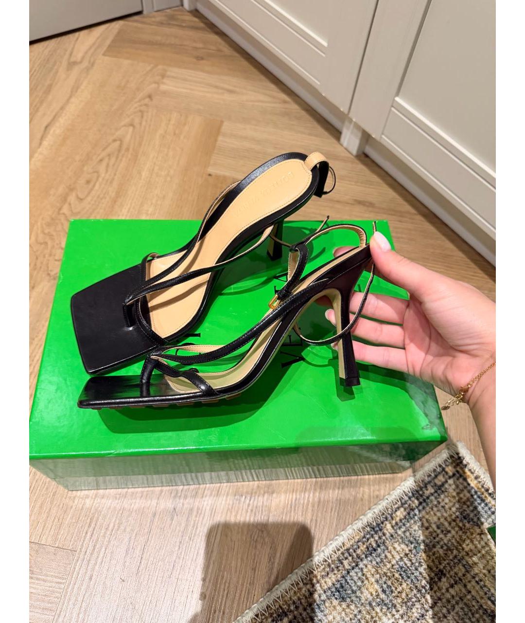 BOTTEGA VENETA Черные кожаные босоножки, фото 9