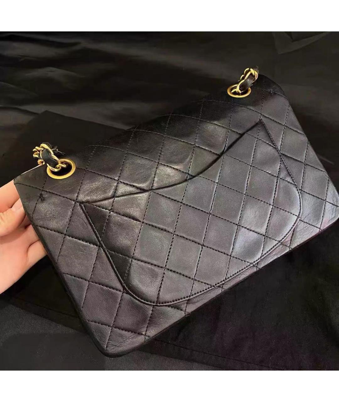 CHANEL Черная кожаная сумка через плечо, фото 4