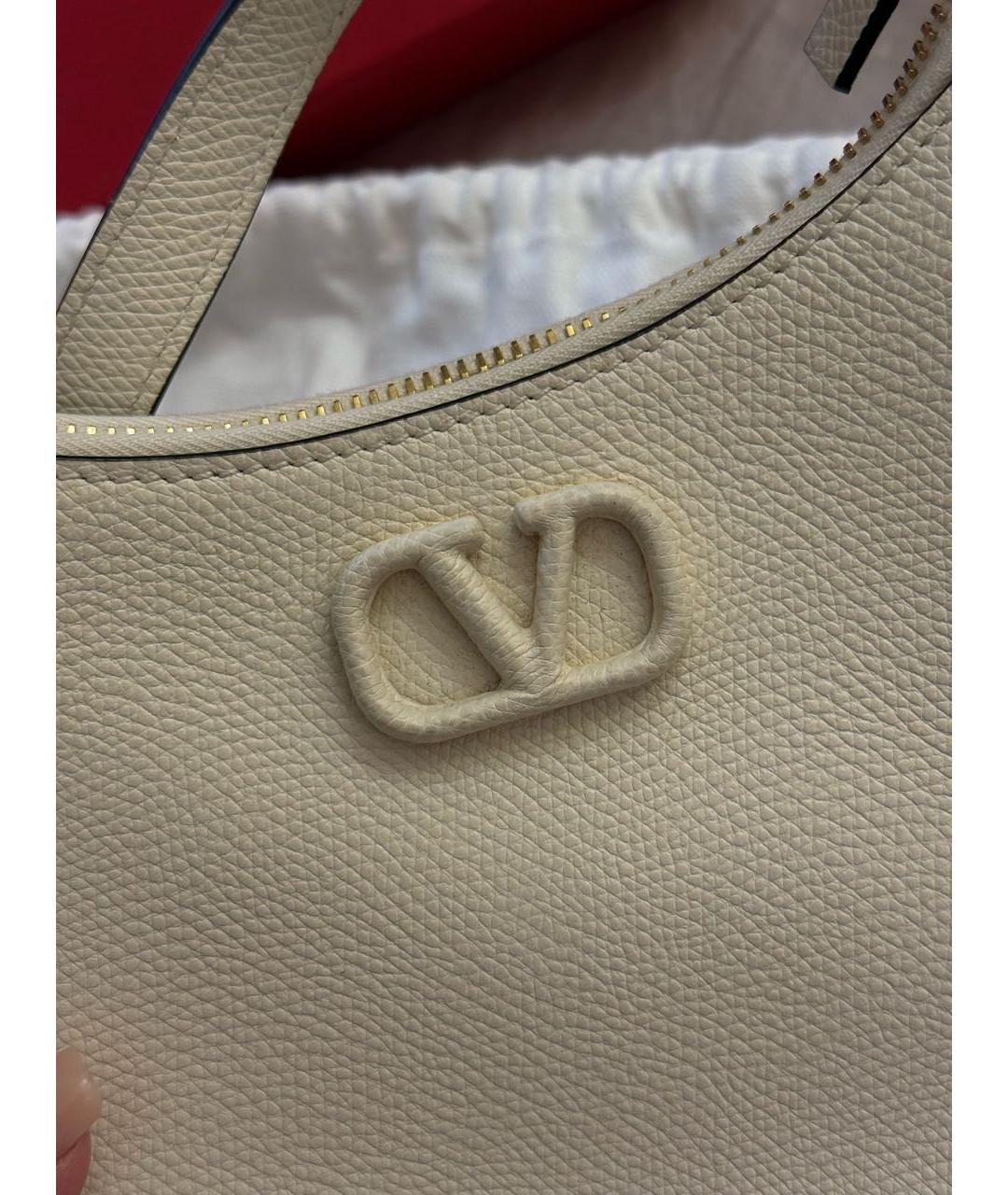 VALENTINO Белая кожаная сумка с короткими ручками, фото 8