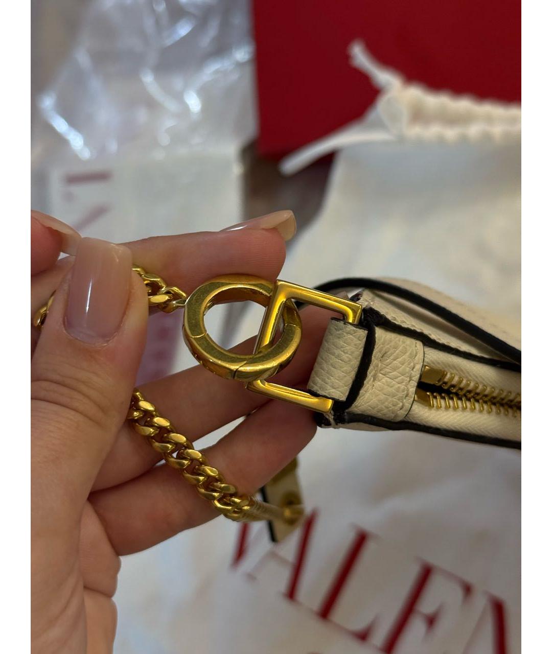 VALENTINO Белая кожаная сумка с короткими ручками, фото 7