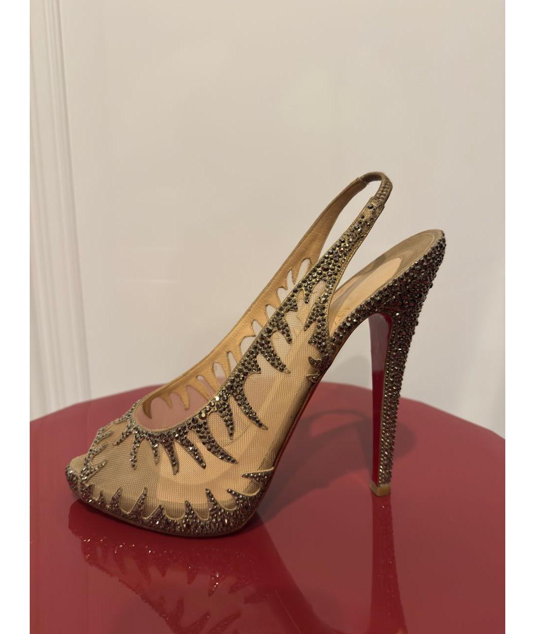 CHRISTIAN LOUBOUTIN Бежевые текстильные босоножки, фото 9