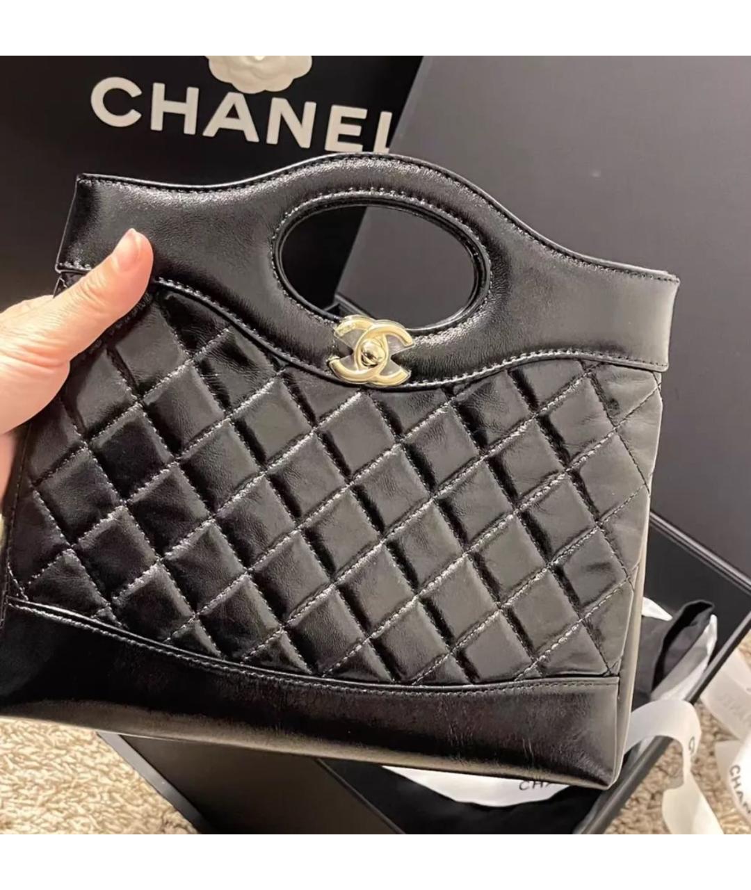 CHANEL Черная кожаная сумка с короткими ручками, фото 2