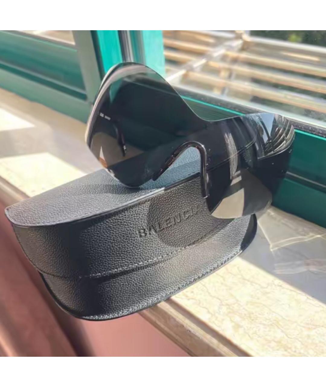 BALENCIAGA Черные пластиковые солнцезащитные очки, фото 3