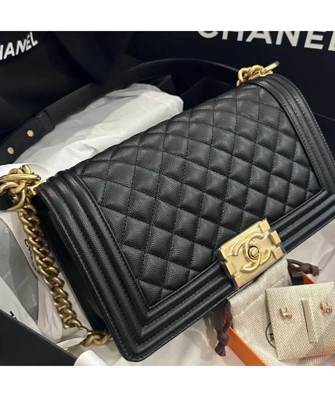 CHANEL Черная кожаная сумка через плечо, фото 3