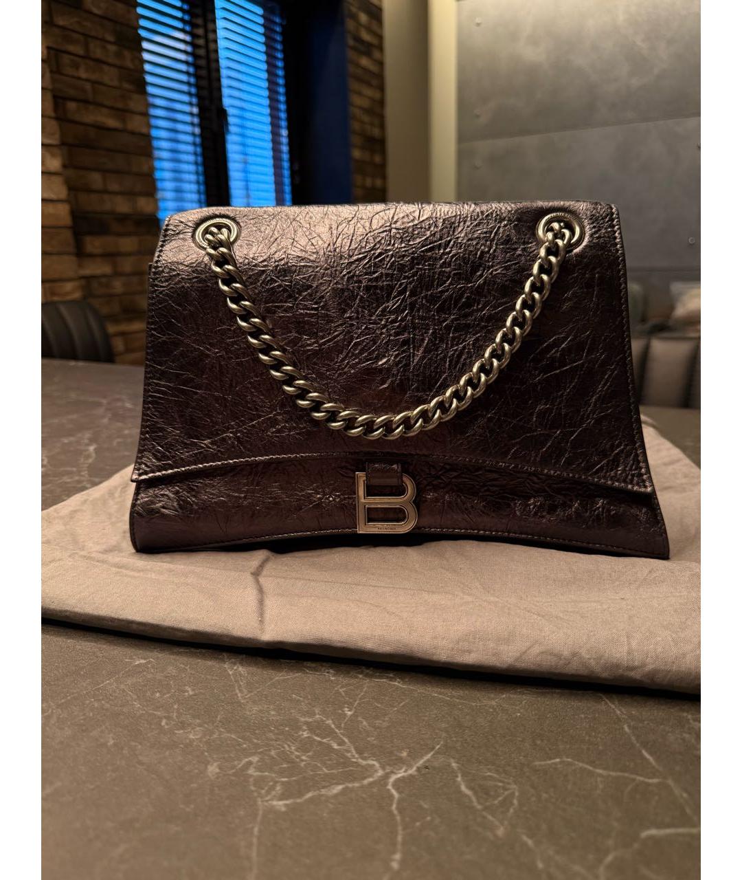 BALENCIAGA Черная кожаная сумка через плечо, фото 8