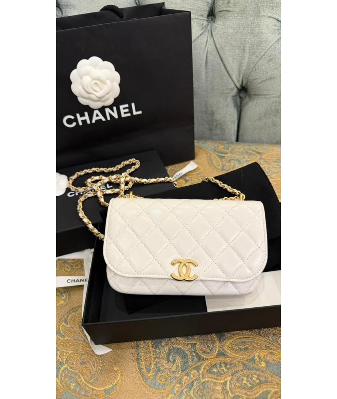 CHANEL Белая кожаная сумка через плечо, фото 2