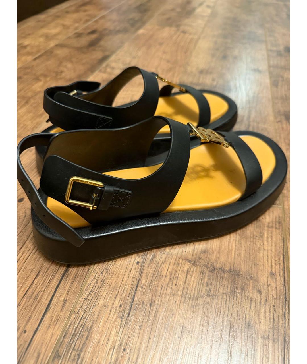 BURBERRY Черные кожаные сандалии, фото 8