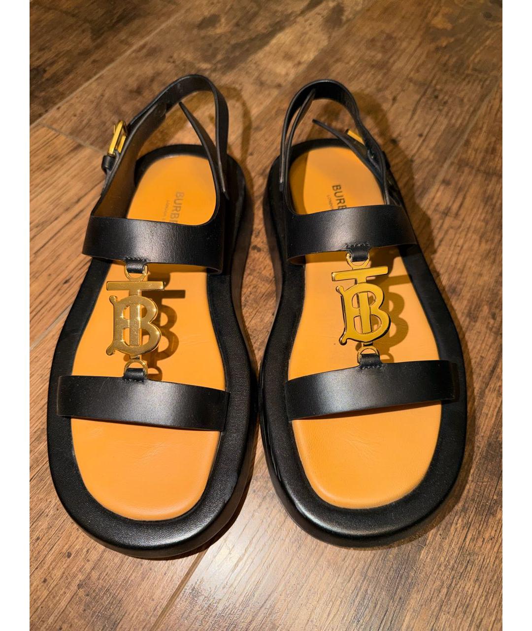 BURBERRY Черные кожаные сандалии, фото 2