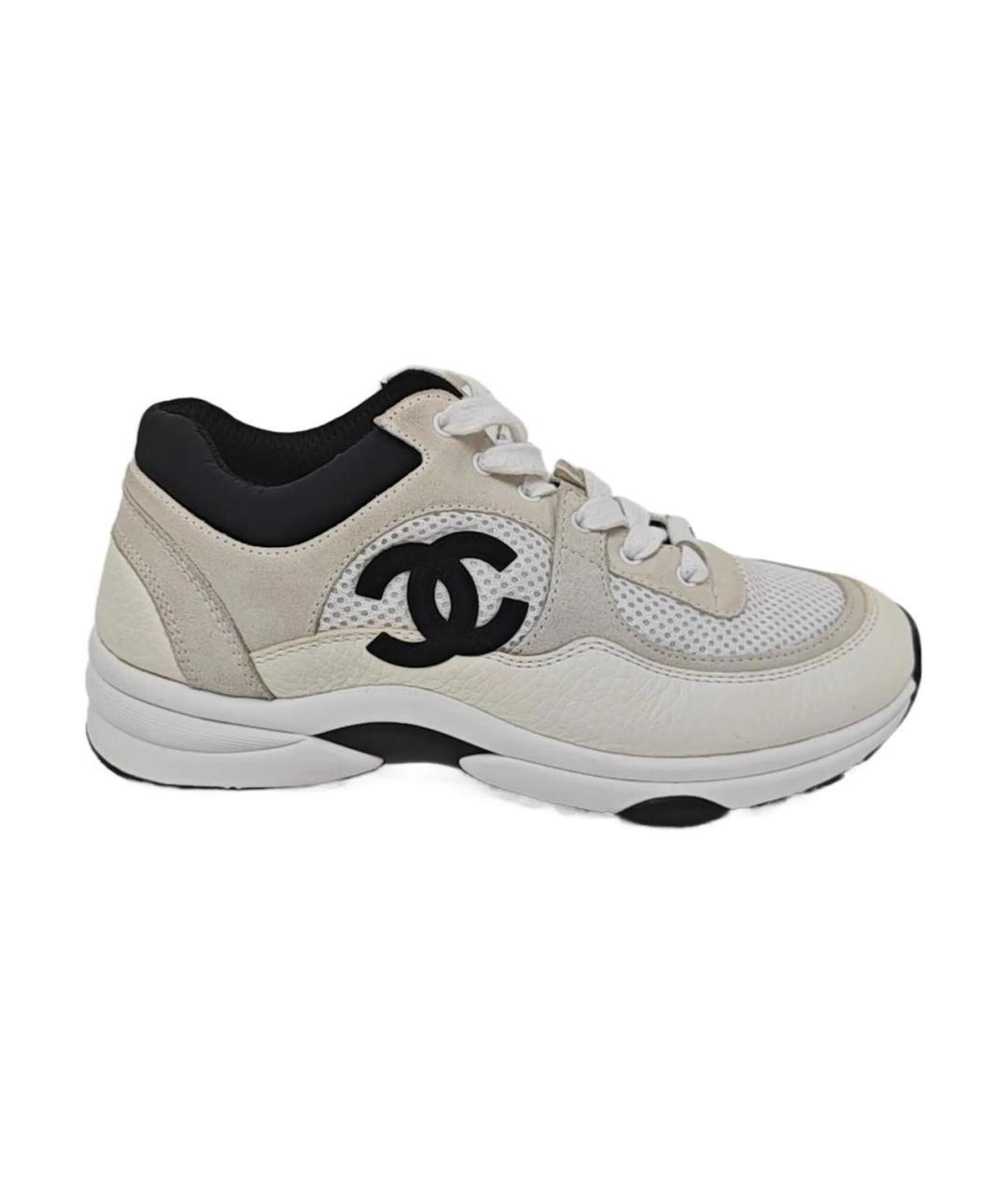 CHANEL Белые кожаные кроссовки, фото 1