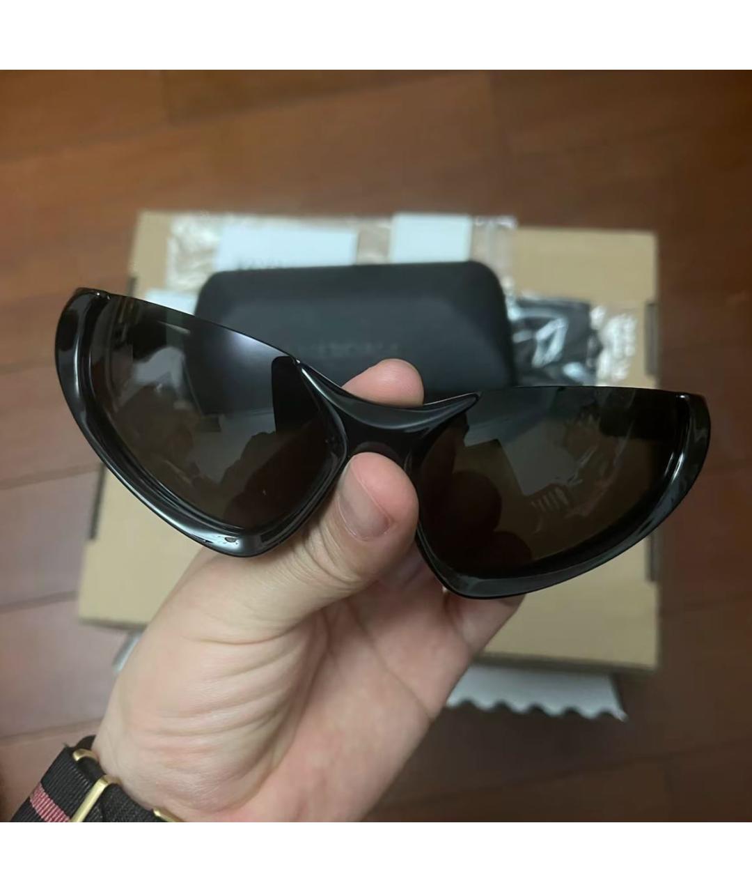BALENCIAGA Черные пластиковые солнцезащитные очки, фото 4