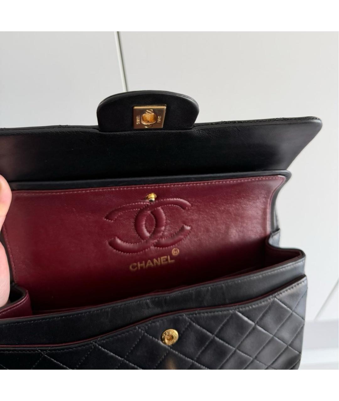 CHANEL Черная кожаная сумка через плечо, фото 8