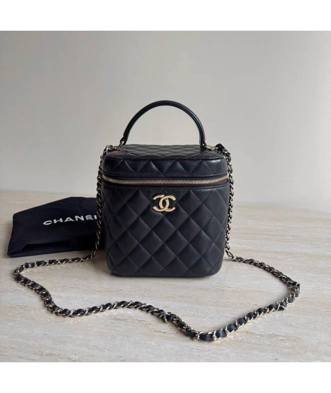 CHANEL Черная кожаная сумка с короткими ручками, фото 8