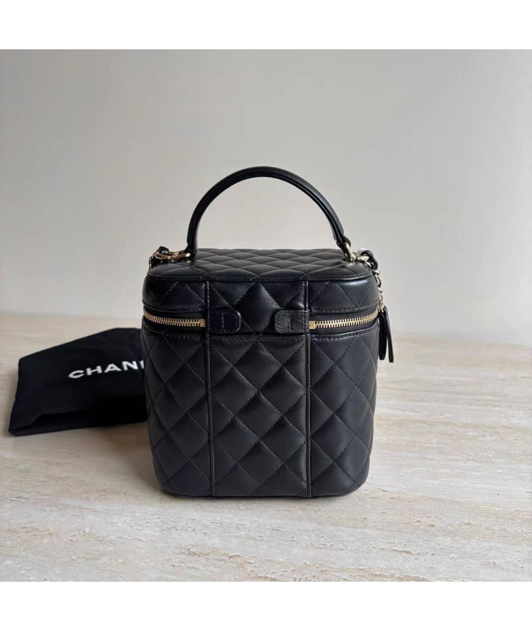 CHANEL Черная кожаная сумка с короткими ручками, фото 2