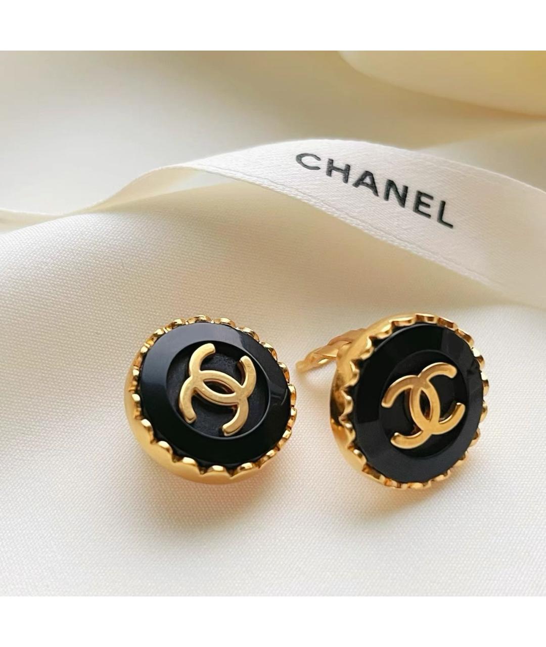 CHANEL Черные металлические клипсы, фото 2