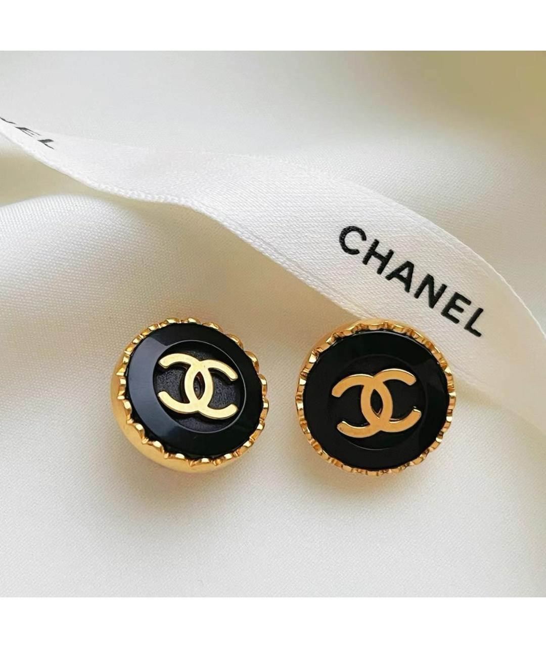 CHANEL Черные металлические клипсы, фото 4