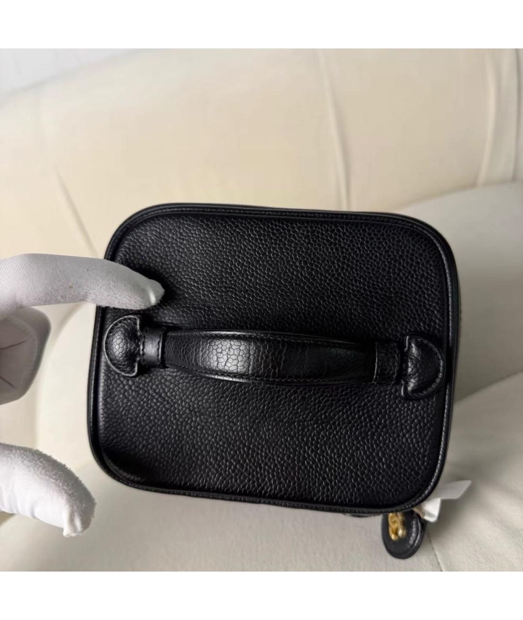 CHANEL Черная кожаная косметичка, фото 6