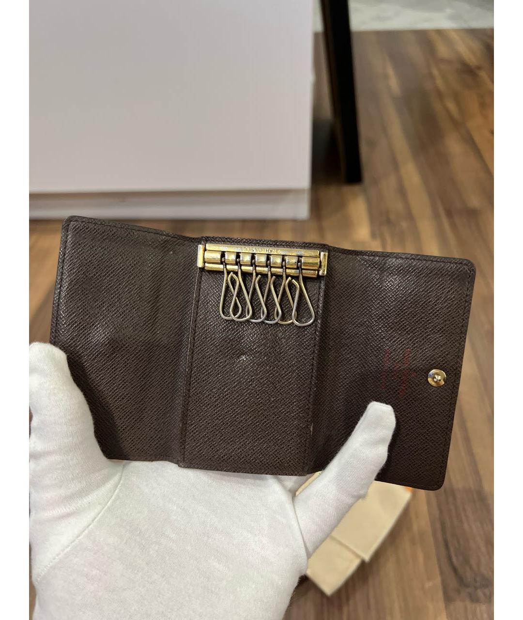 LOUIS VUITTON Коричневая ключница, фото 5