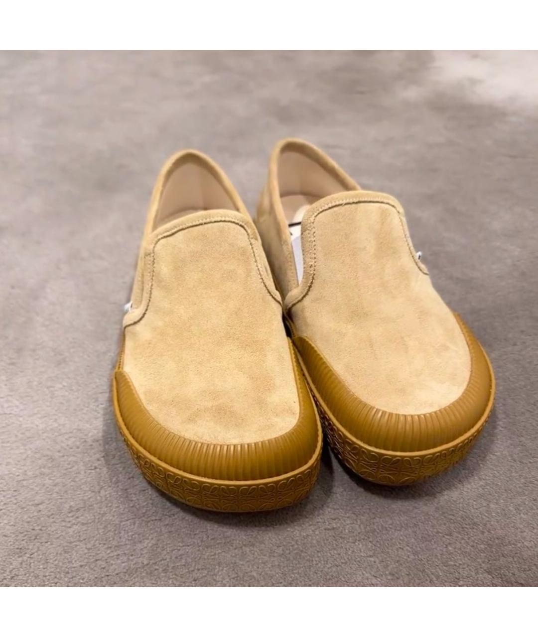 LOEWE Бежевые замшевые слипоны, фото 4