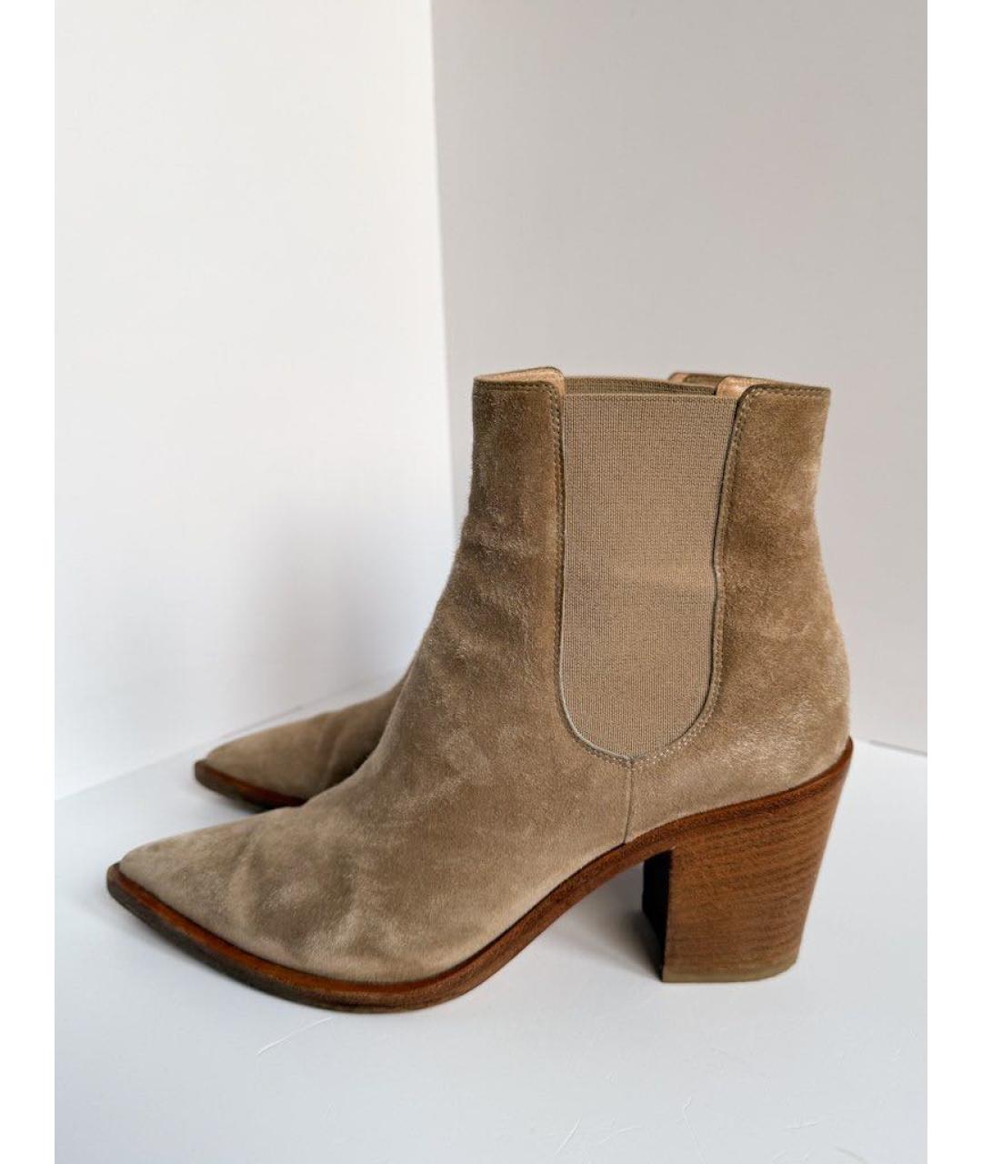 GIANVITO ROSSI Бежевые замшевые ботильоны, фото 6