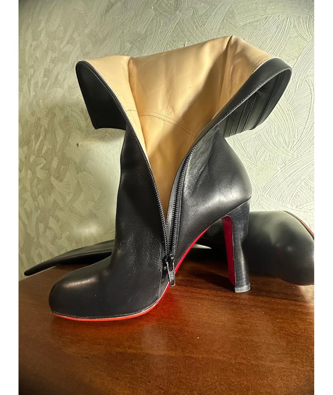 CHRISTIAN LOUBOUTIN Черные кожаные сапоги, фото 6