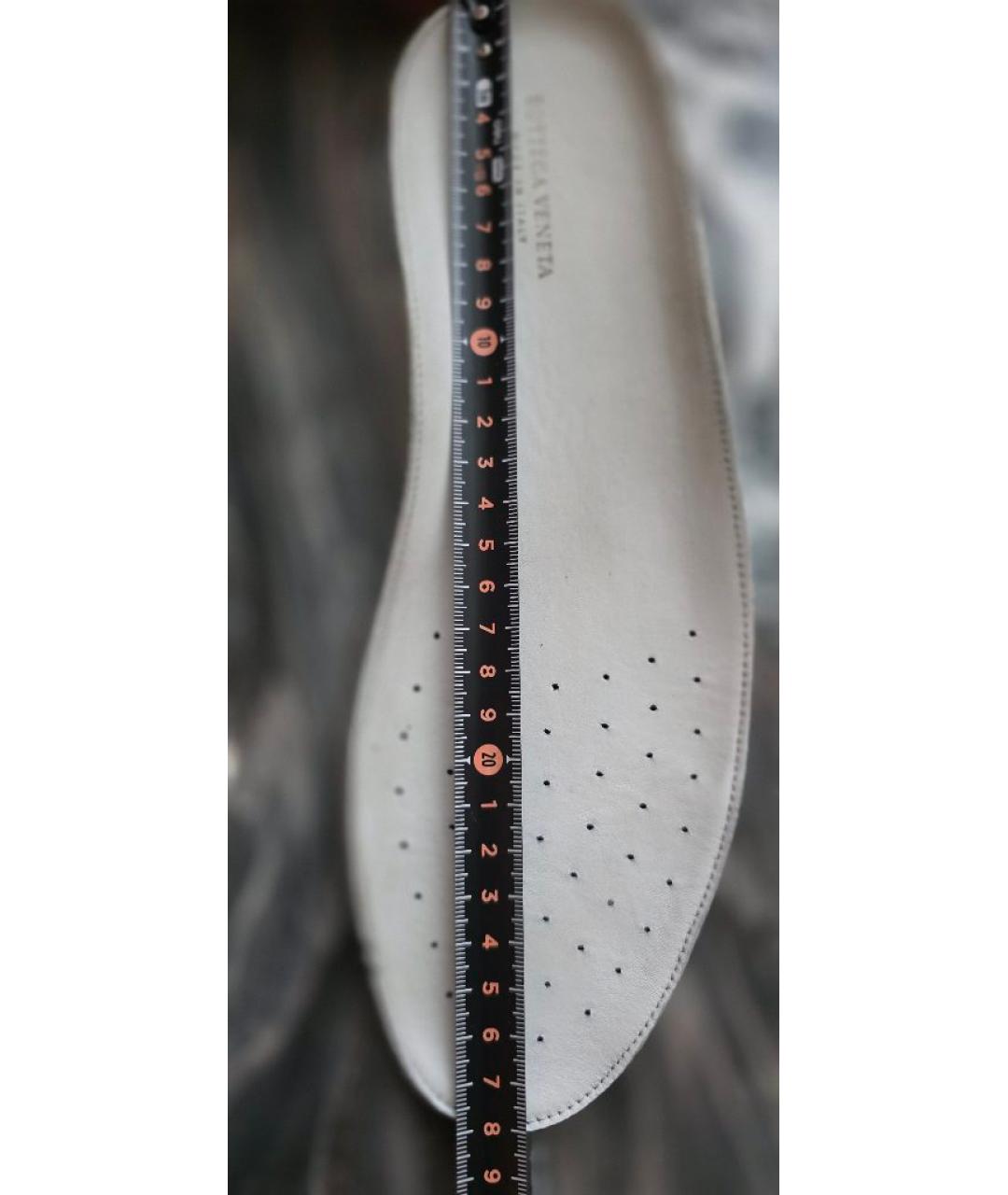 BOTTEGA VENETA Черные кожаные слипоны, фото 5