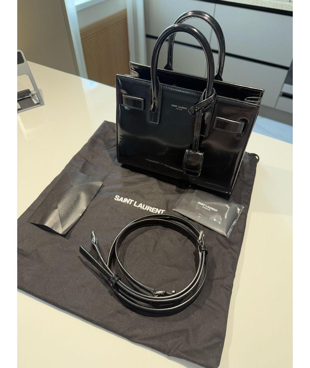 SAINT LAURENT Черная сумка с короткими ручками из лакированной кожи, фото 5