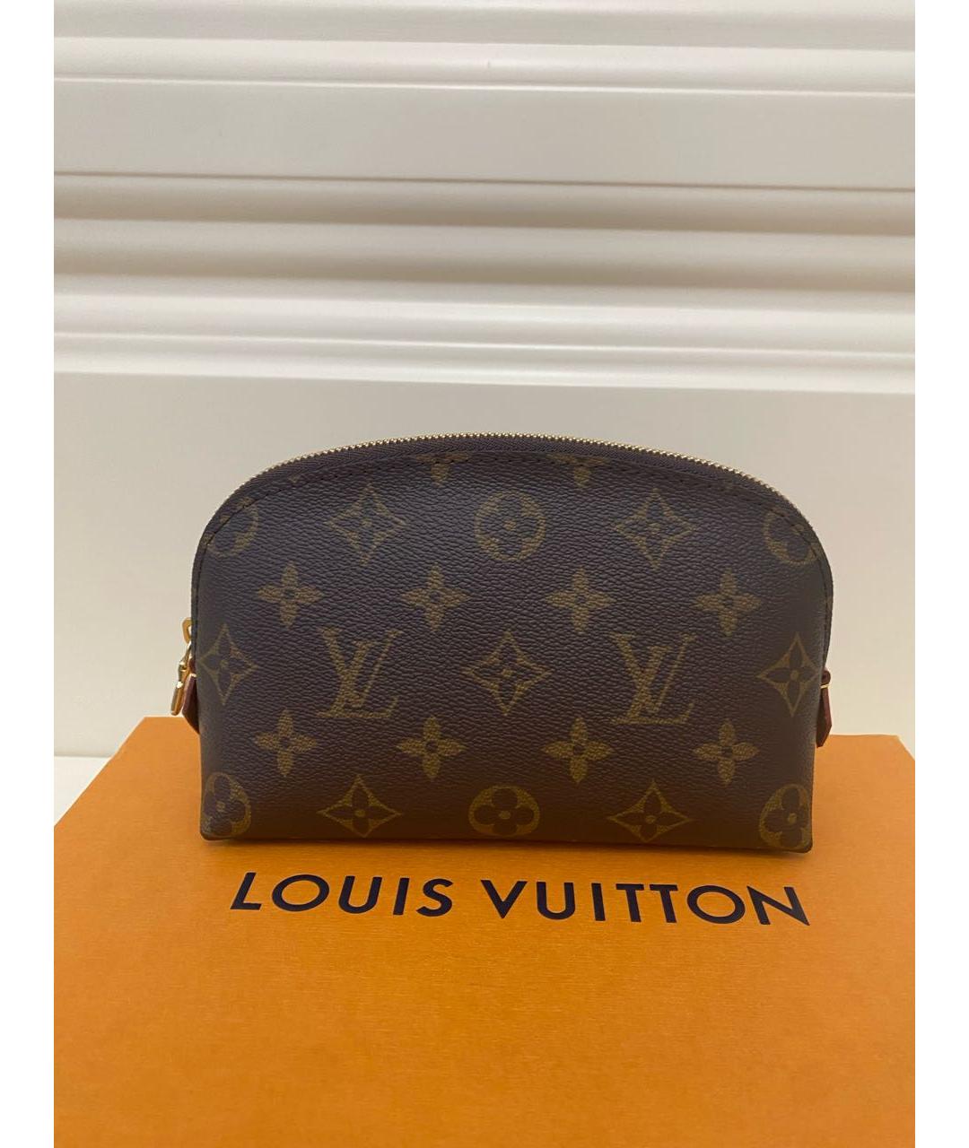 LOUIS VUITTON Коричневая косметичка, фото 2