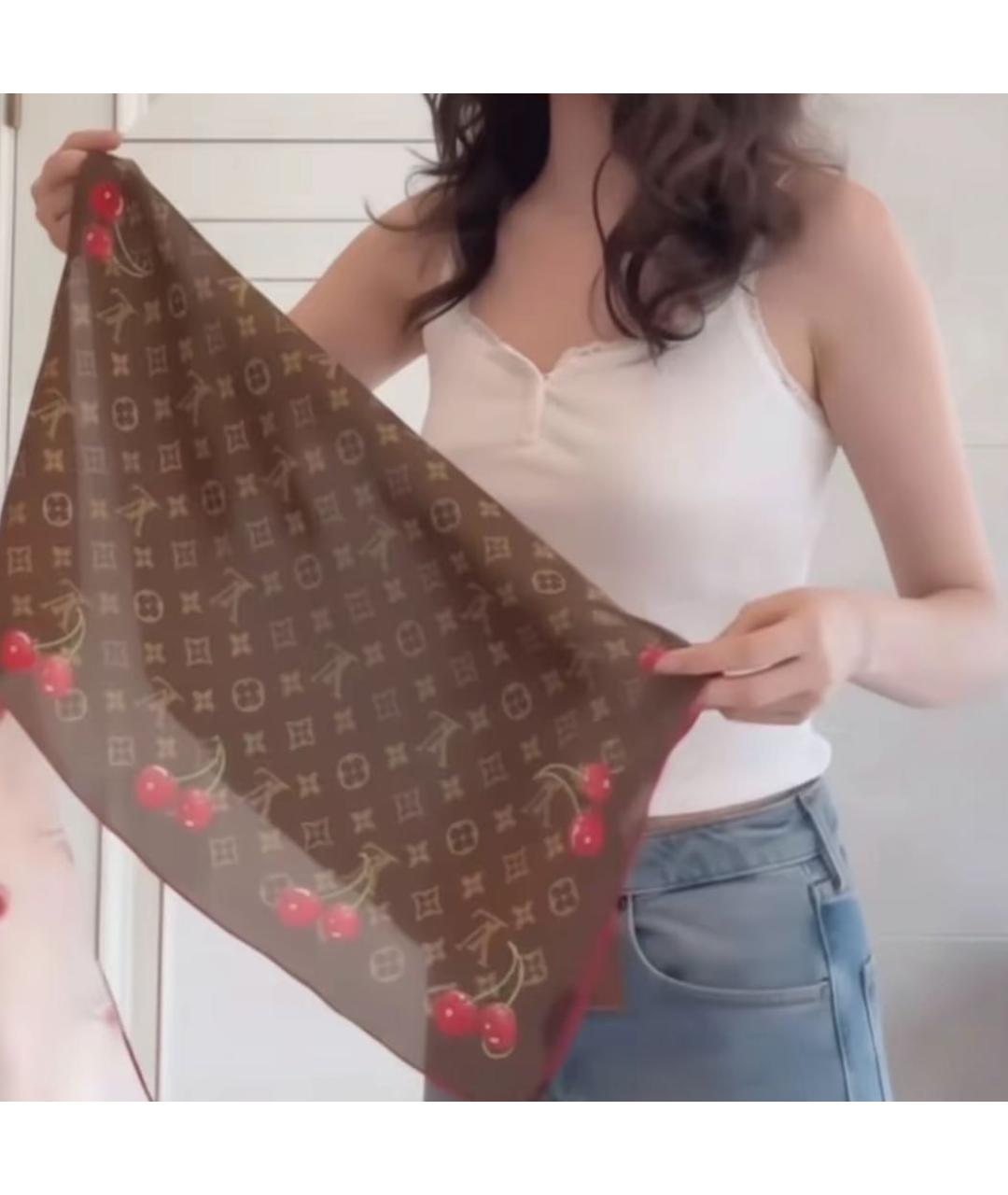 LOUIS VUITTON Коричневый платок, фото 2