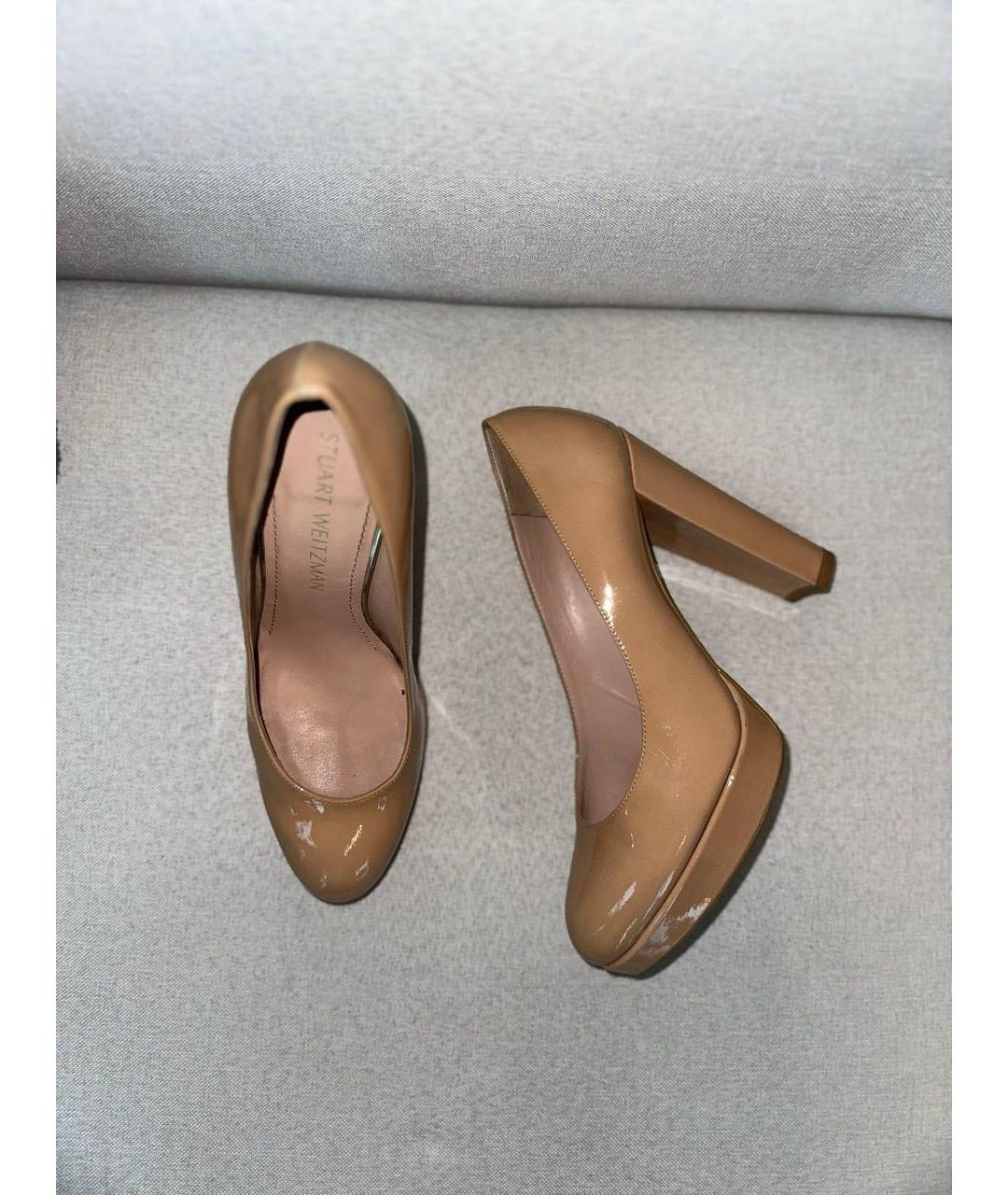 STUART WEITZMAN Бежевые туфли из лакированной кожи, фото 2