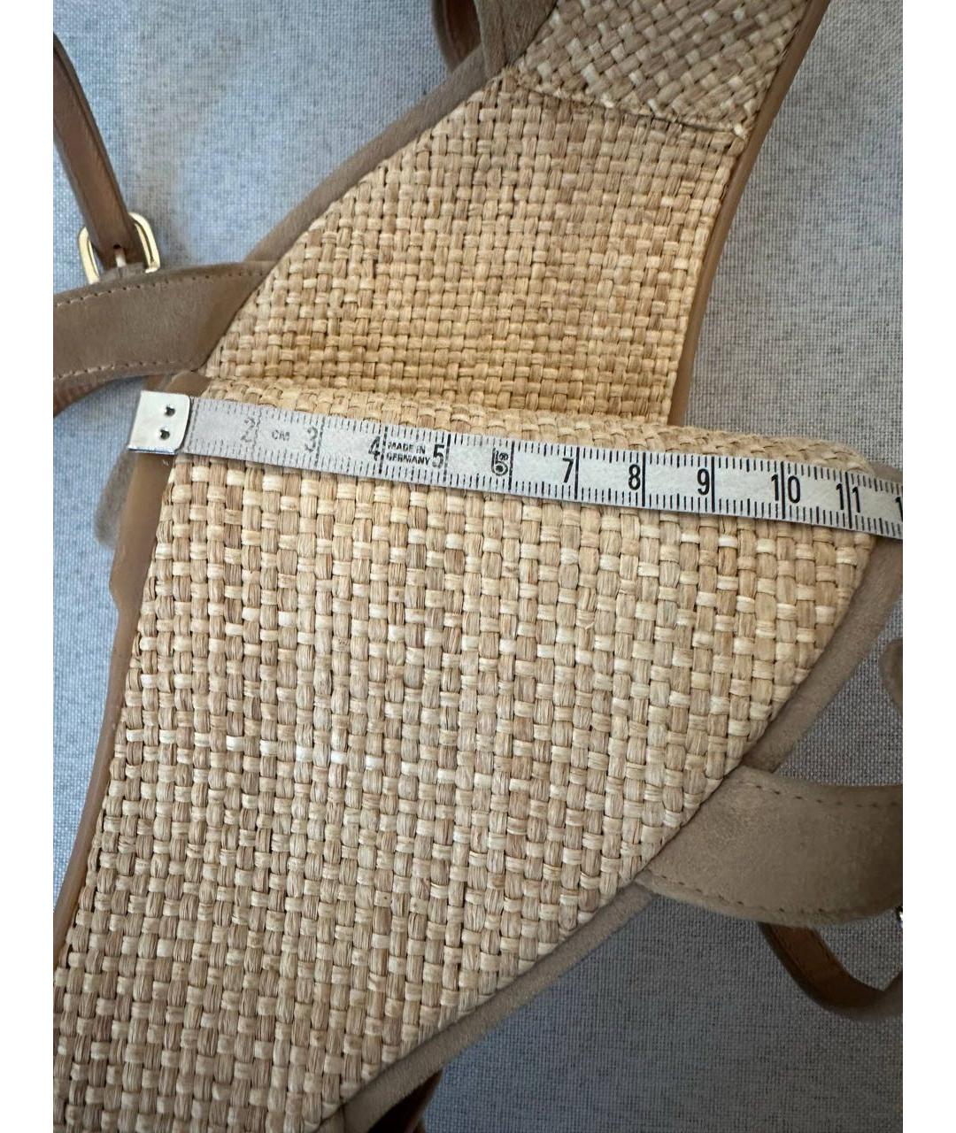 STUART WEITZMAN Бежевые замшевые босоножки, фото 4