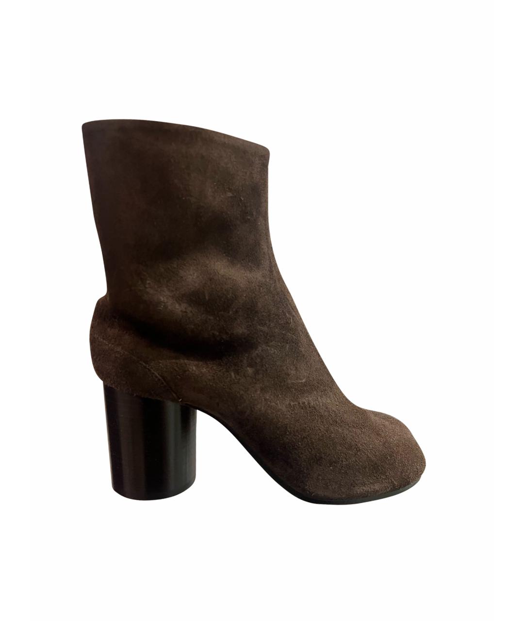 MAISON MARGIELA Коричневые замшевые ботильоны, фото 1