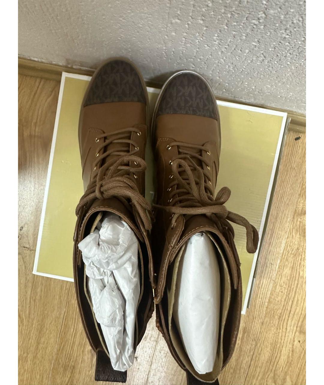 MICHAEL KORS Коричневые кожаные ботинки, фото 3